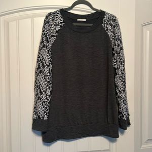Gray and Lace Sleeve Women's Top